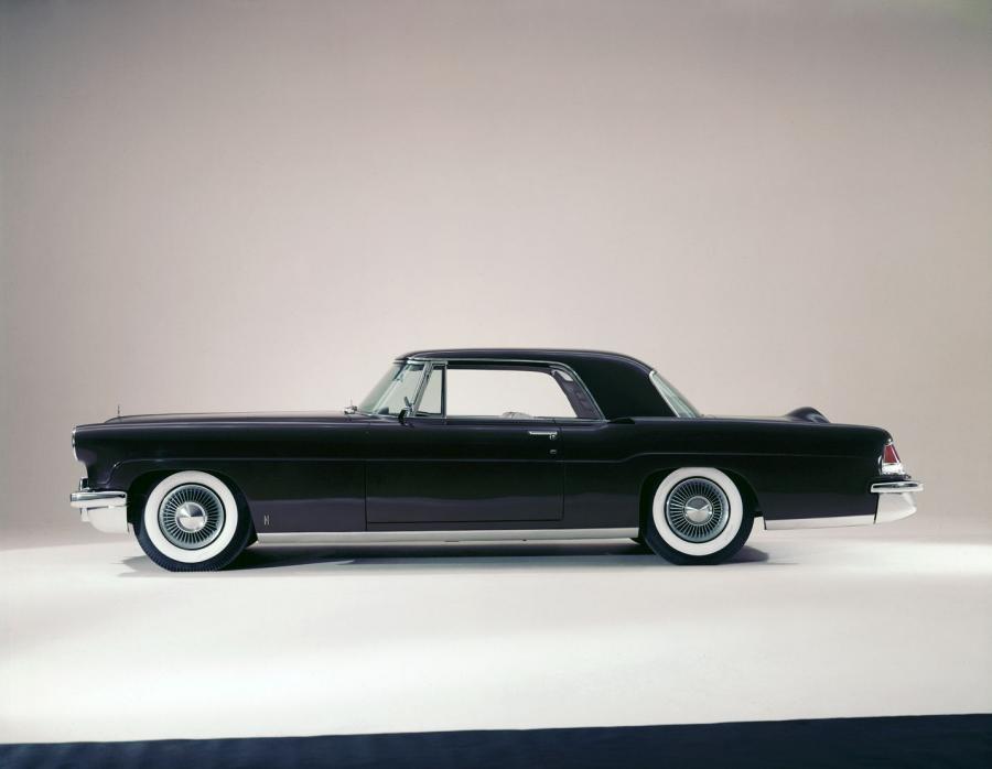  Lincoln Continental Mark II (60A) 1957 года  (фото 2 из 9)